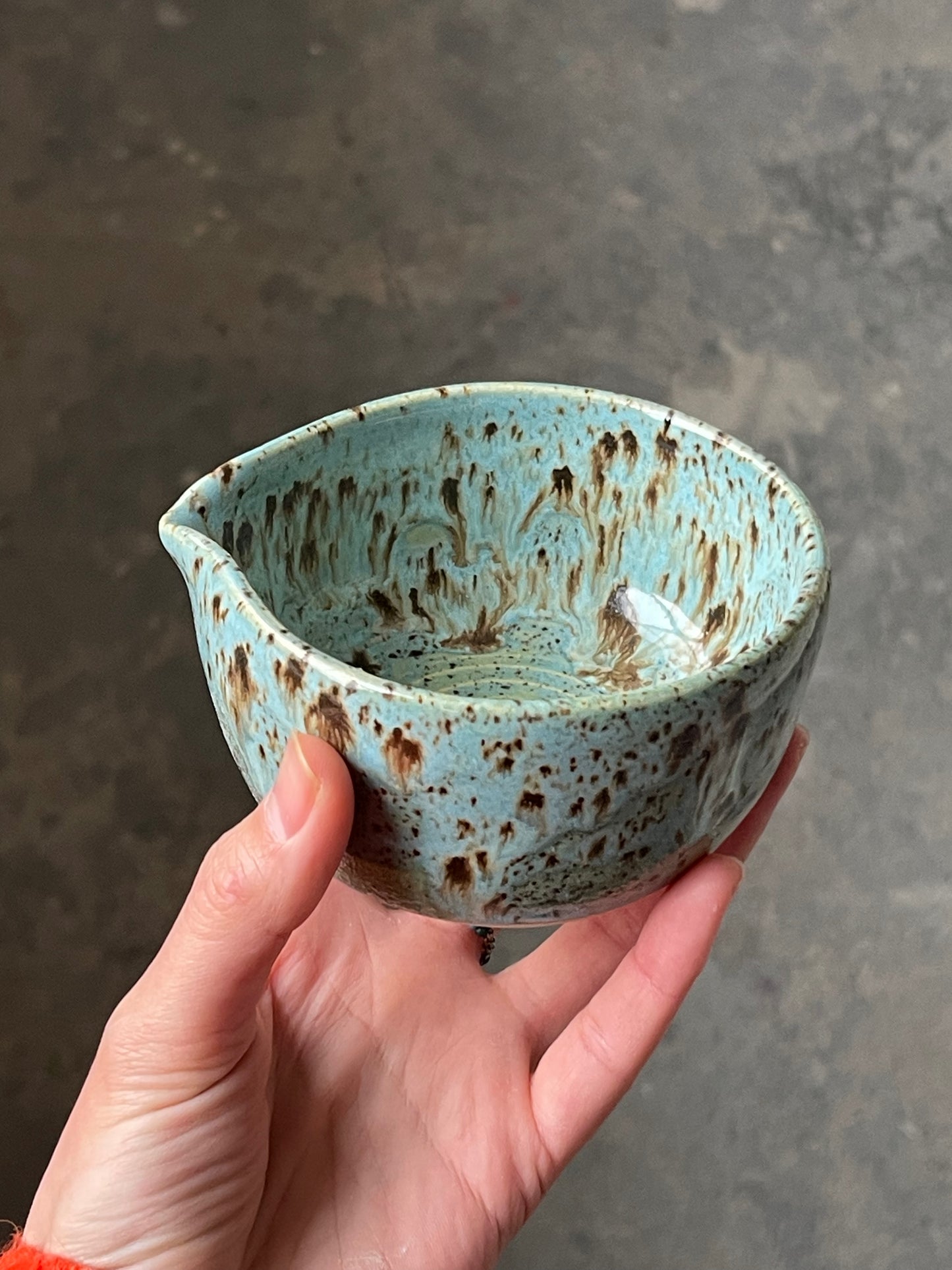 Bol à matcha turquoise et brun
