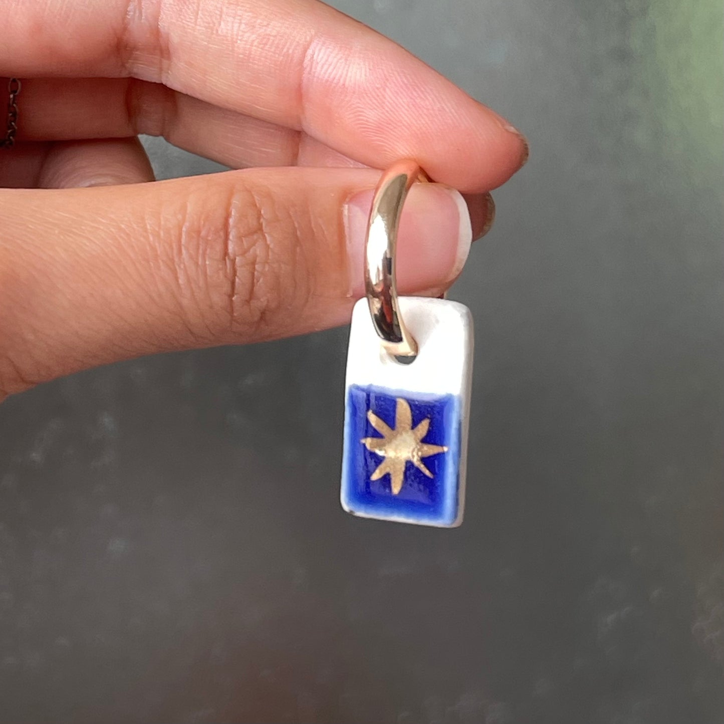 BO111 carte bleue et or