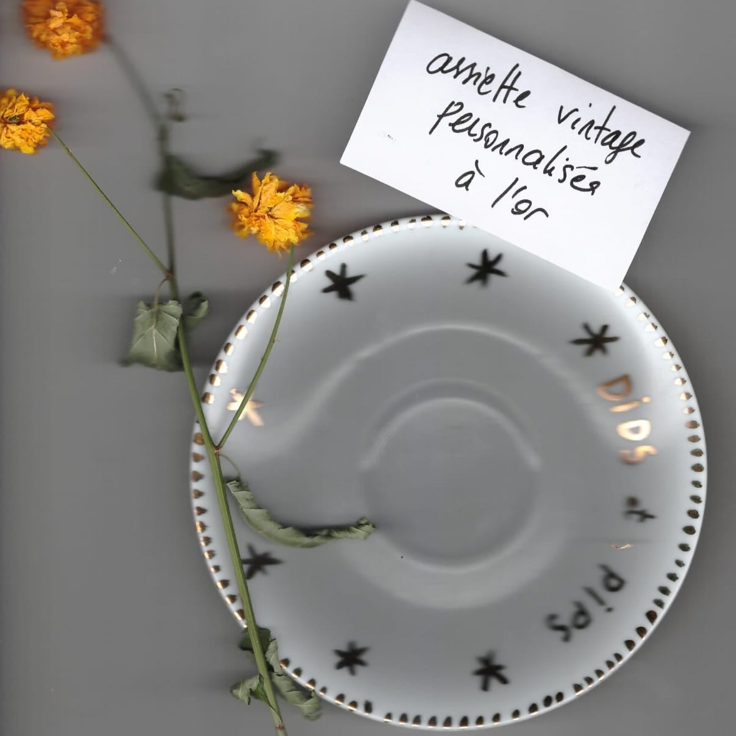 Porcelaine vintage personnalisée à l'or véritable